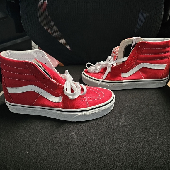 BNWOB Red Old Skool high top Vans - Picture 4 of 5